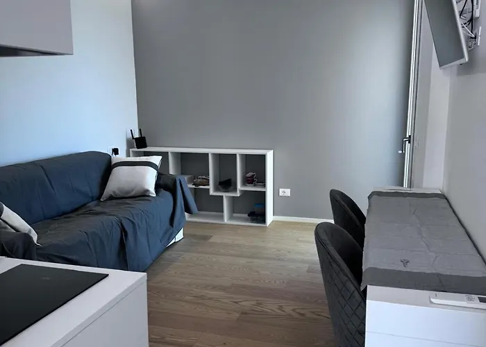 Apartament La Torre Moderno Monolocale Fronte Mare